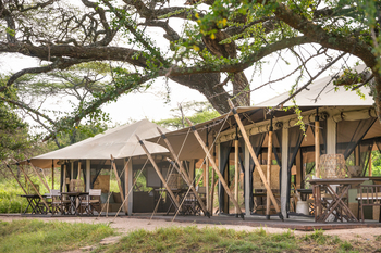 Legendary Mila Tented Camp: Speise- und Loungezelt