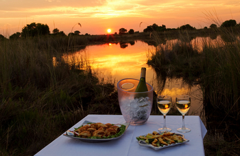 Shinde Lodge Shinde Lodge: Sundowner Snacks