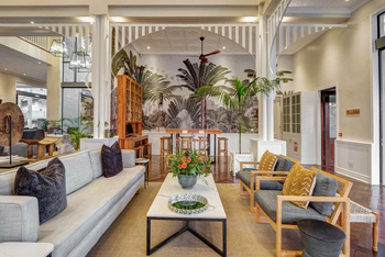 The Palm River Hotel: Sitzgruppe