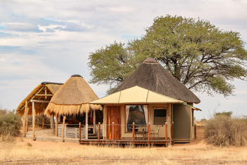 Kalahari Red Dunes Lodge: Chalet-Exterieur