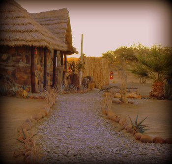 Mesosaurus Fossil Camp: Vor dem Hauptgebäude