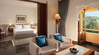 The Trident, Jaipur: Sessel und Balkon