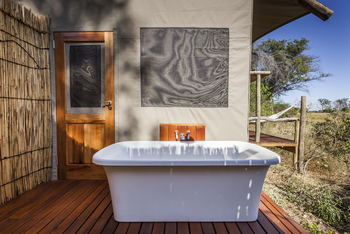 Amber River Camp: Wanne