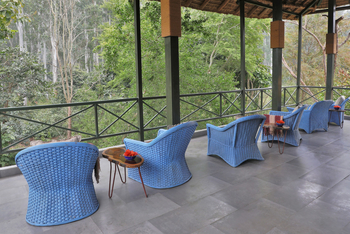 Jim's Jungle Retreat: Carpet Sahib's Cafe