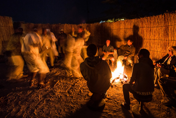 Shumba Camp Shumba Camp: Tanz in der Boma