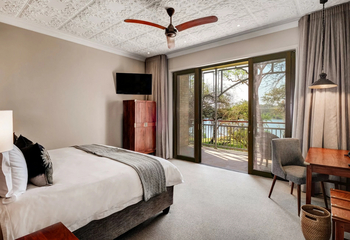 The Palm River Hotel: Deluxe Room - Deckenventilator