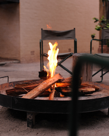 Maun Waterfront Guesthouse: Feuerschale