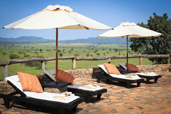 Apoka Safari Lodge: Liegestühle