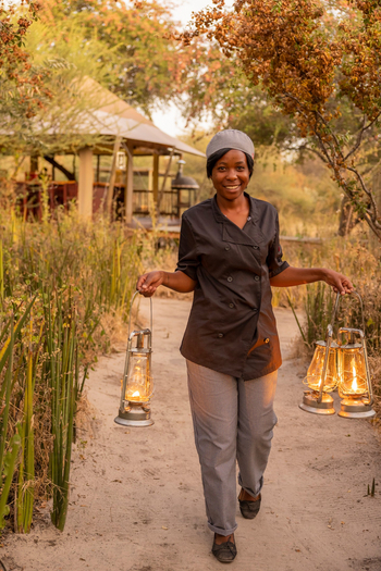 Boteti Tented Safari Lodge: Laternenträgerin