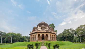 Delhi: Lodhi Tomb and Garden