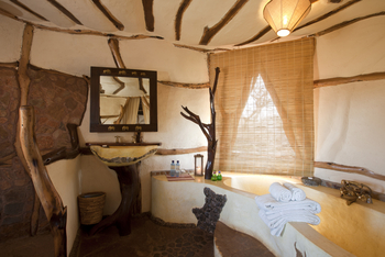 Elerai Camp: Badezimmer mit Badewanne