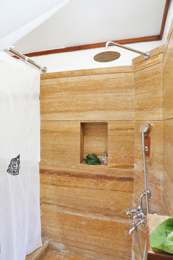 Jim's Jungle Retreat: Jungle Lodge - Interieur