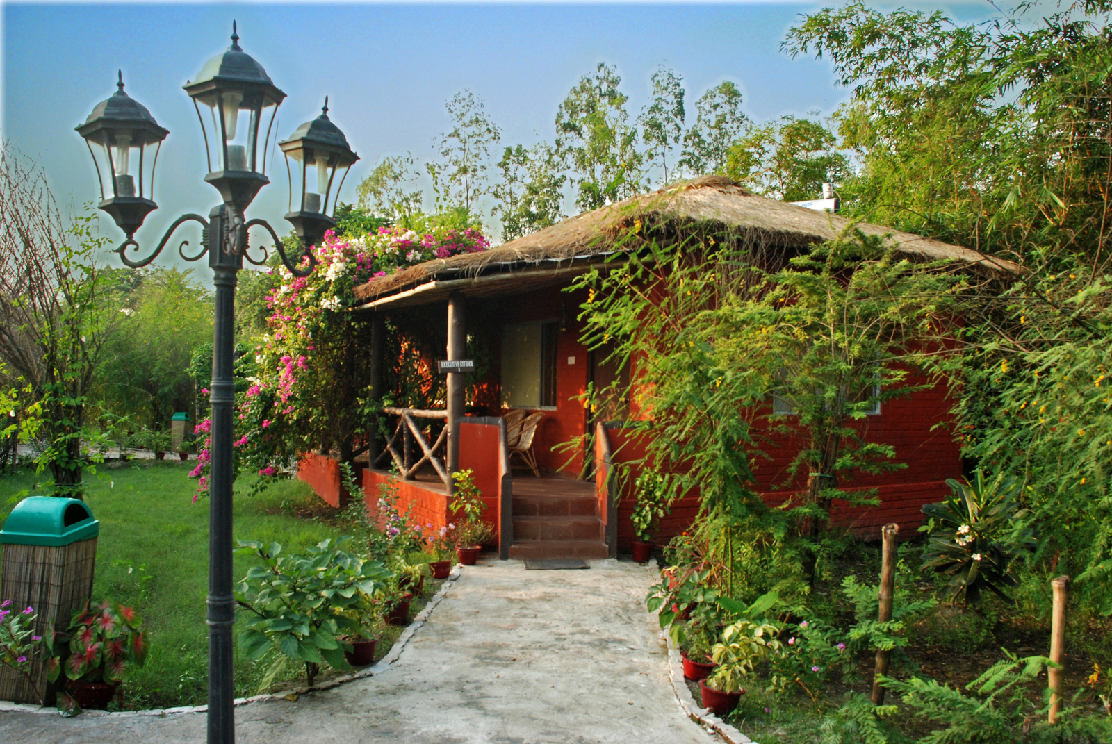 Sunderban Tiger Camp Sunderban Tiger Camp: Executive Cottage Außenansicht