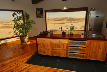 Desert Breeze Lodge Desert Breeze Lodge: Self Catering Kitchen