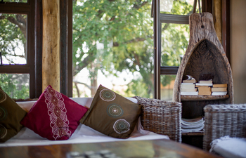 Nkasa Lupala Tented Lodge: Lounge