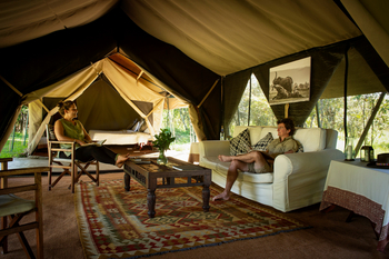 Serian Nkorombo Mobile: Private Lounge