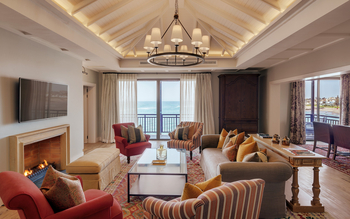 Strand Hotel Swakopmund: Kamin in der Presidential Lounge
