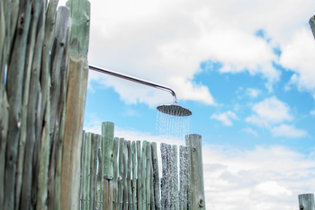 Tau Pan Camp Tau Pan Camp: Außendusche