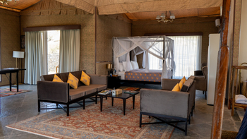 Brij Pola Brij Pola: Private Lounge