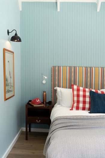 Coot Club: Leeward Suites