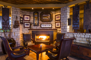 David Livingstone Safari Lodge: Kamin