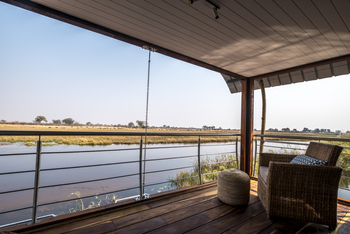 Namushasha River Villa: Privates Deck