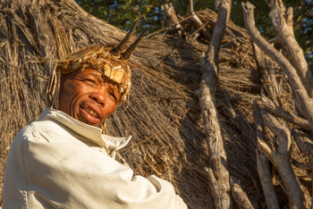 Tau Pan Camp Tau Pan Camp: Scuba vor Hütte