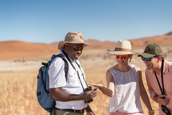 Hoodia Desert Lodge: Guide und Gäste