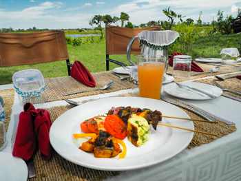 Lagoon Camp Lagoon Camp: Bush Lunch