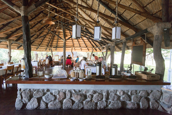 Mvuu Lodge: Restaurant