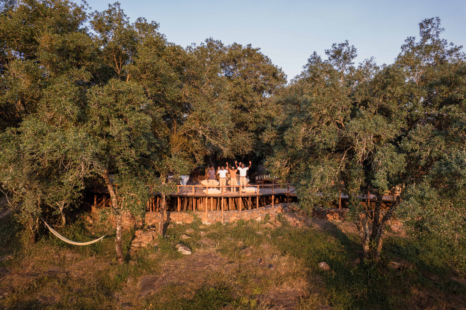 Serian Camp The Original Serian Camp The Original: Mitarbeiter im Camp