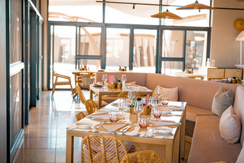 The Desert Grace: Restaurant