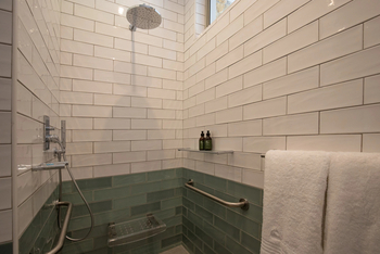 Bahia Mar Boutique Hotel: Garden Suite - Dusche