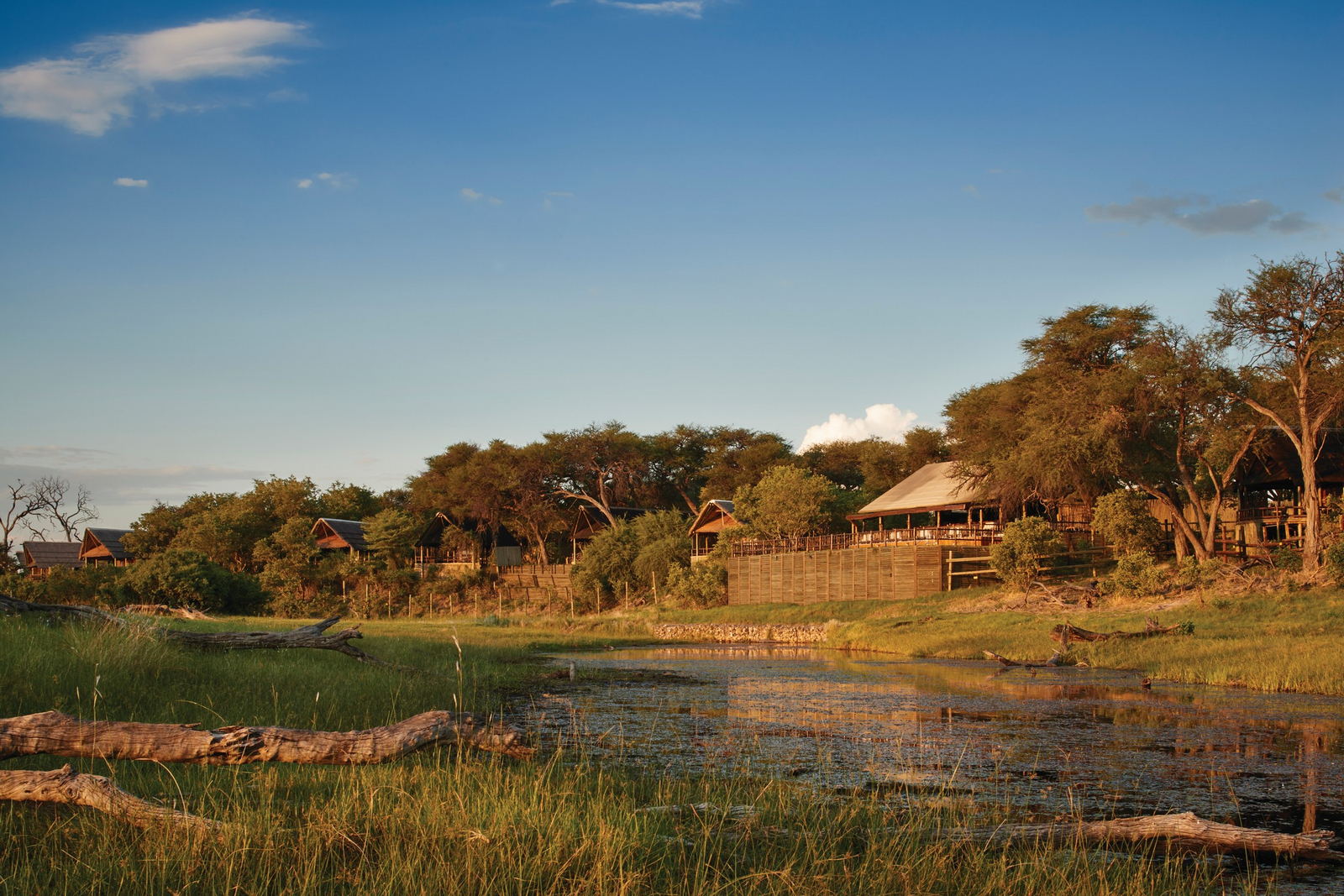 Belmond Savute Elephant Lodge Belmond Savute Elephant Lodge: Lage am Channel