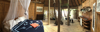 Ngepi Camp: Treehouse Interieur