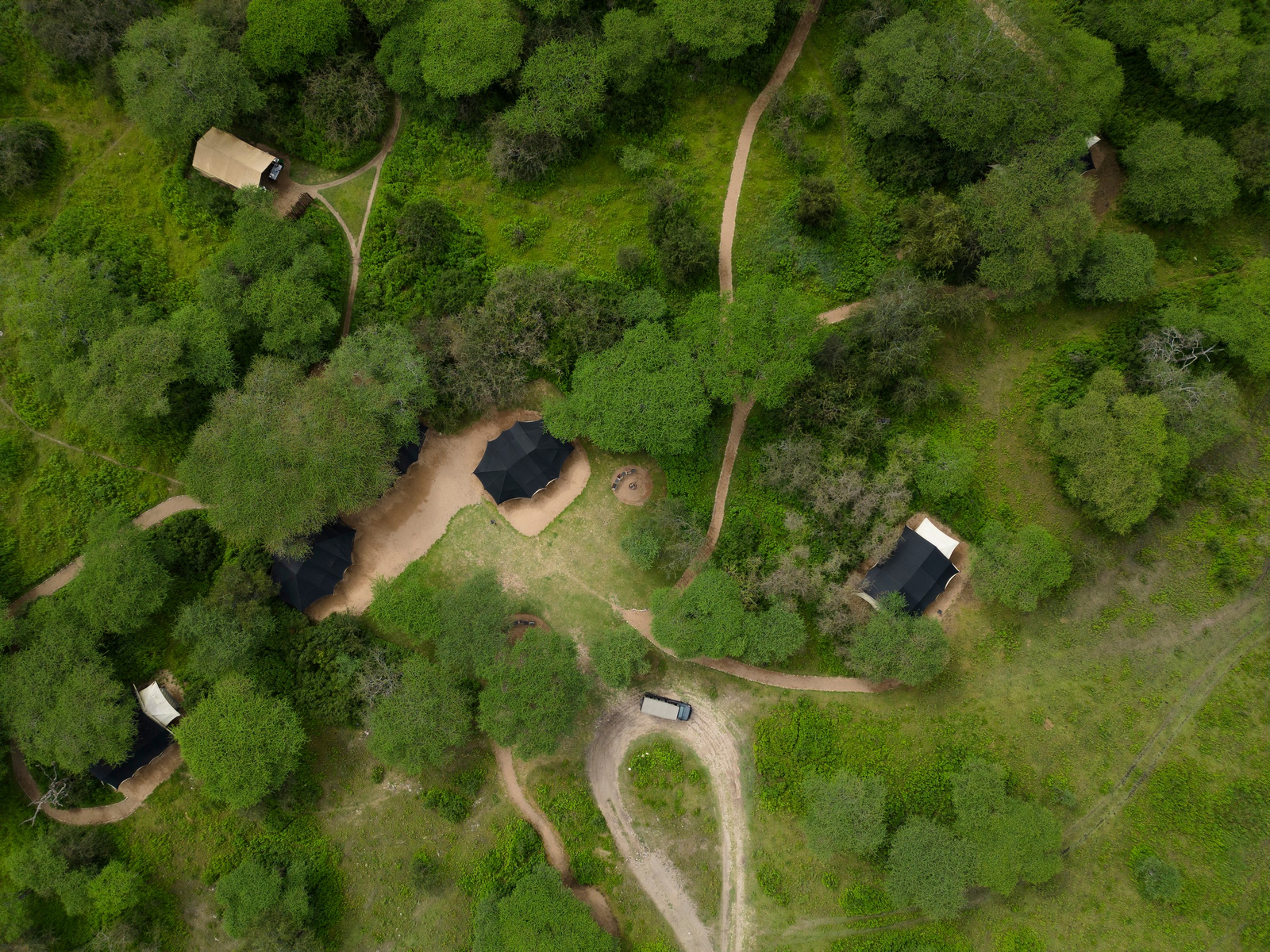 Legendary Songa Migrational Camp Legendary Songa Migrational Camp: Campgelände von oben