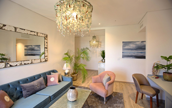 Latitude 0: Diplomatic Suite - Lounge