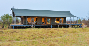 Nogatsaa Pans Chobe Lodge: Family Luxury Tent