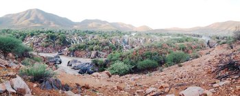 Epupa Falls Lodge: Die Wasserfälle