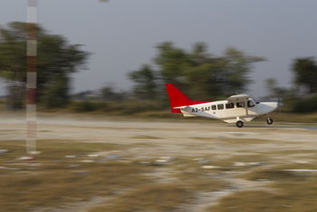 Kanana Camp: Flugzeugstart