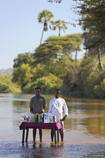 Kichaka Zumbua Camp: Lunch im Fluss