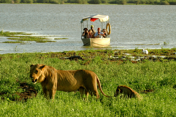 Lake Manze Camp: Boat Safari