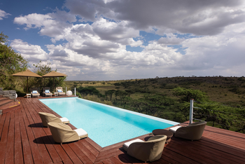 Mahali Mzuri: Swimmin Pool