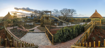Riverdene Family Lodge: Abenteuerspielplatz Weitwinkel
