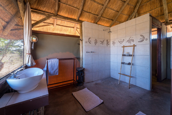 Camp Hwange: Gästebad