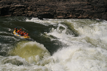 Chundukwa River Lodge: White Water Rafting