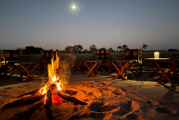 Karangoma Camp: Lagerfeuer