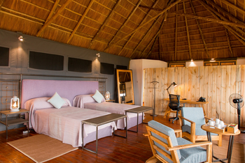 Lahia Tented Lodge: Gästezimmer mit zwei Einzelbetten