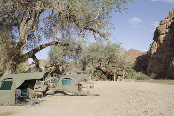Namibia Camping Safari: Zelte am Huab River