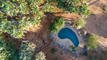 Saruni Rhino Camp: Pool Vogelperspektive